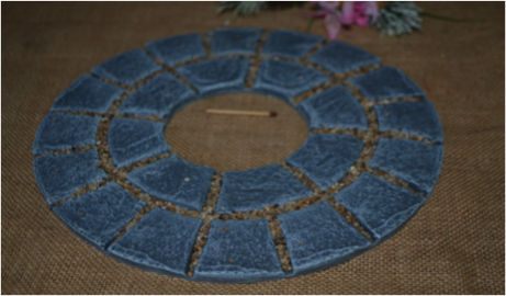 MS 040 – Garden Pavers with hole rough finish