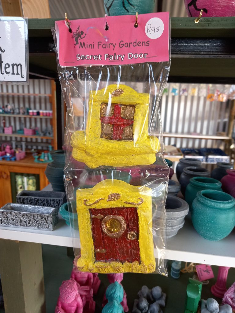 MS 123 – Secret Fairy Doors and Windows