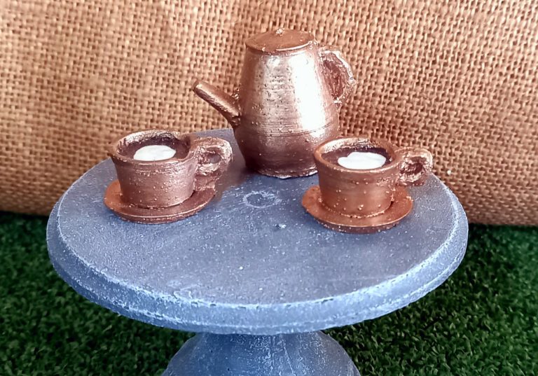 MS 152 – Tea Pot & Cups