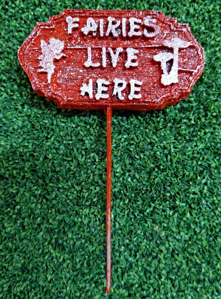 MS 161 – Sign "Fairies Live Here"