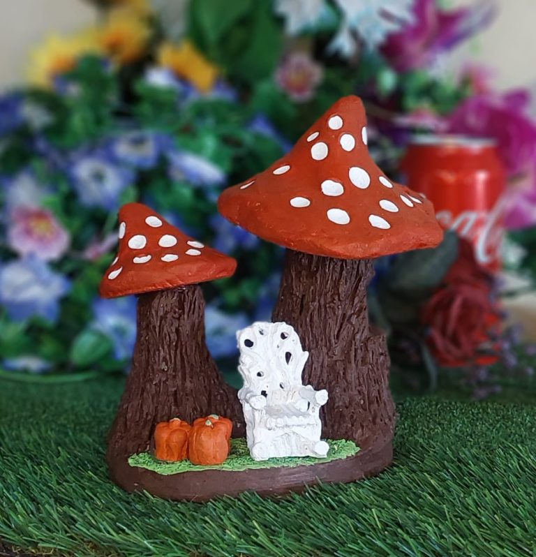 MS 167 – Double Mushroom with chair