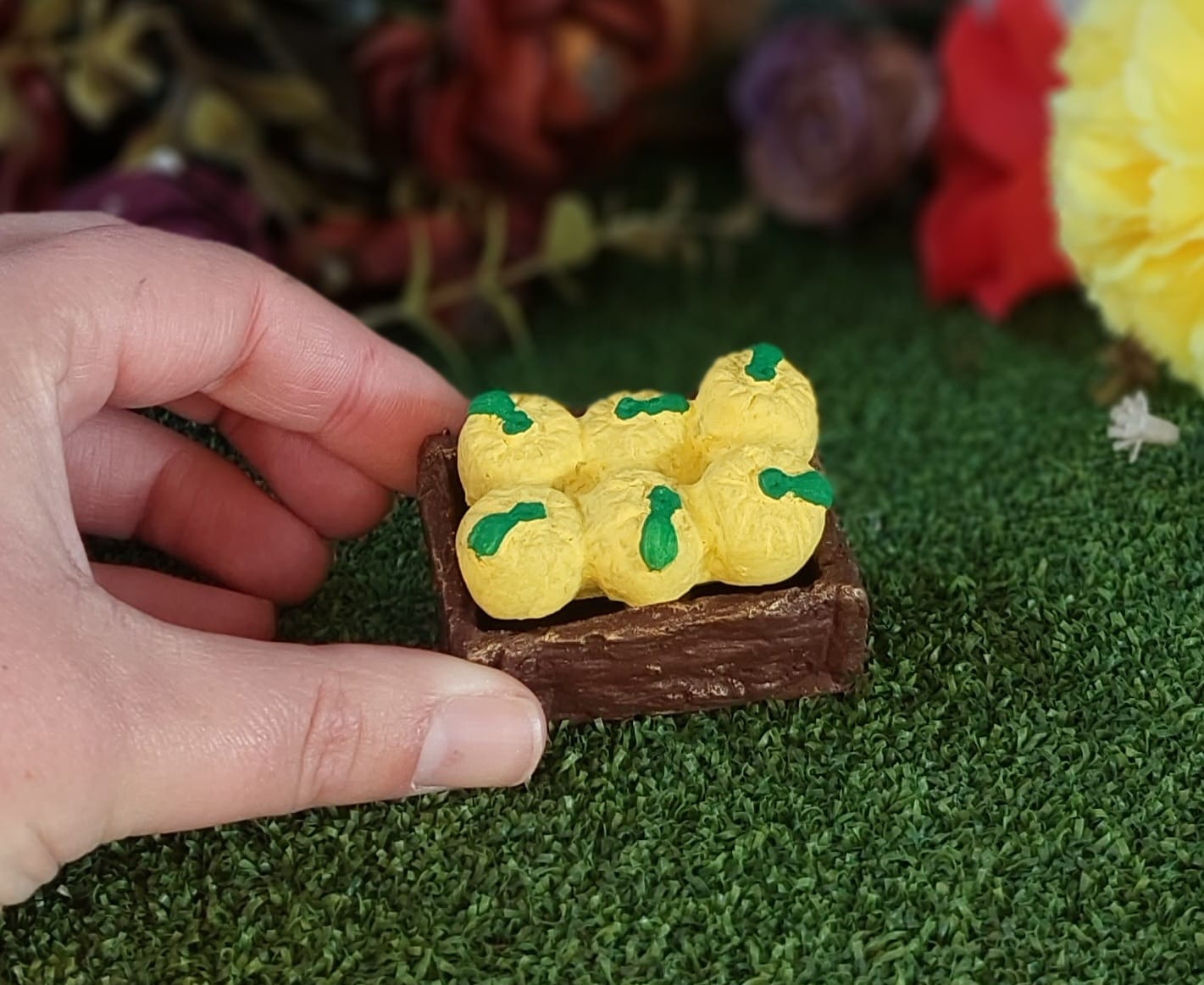 Fairy Market Lemon Crate — size reference